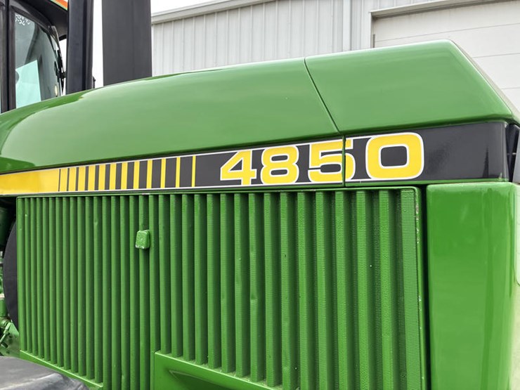 1983-john-deere-4850-image-17
