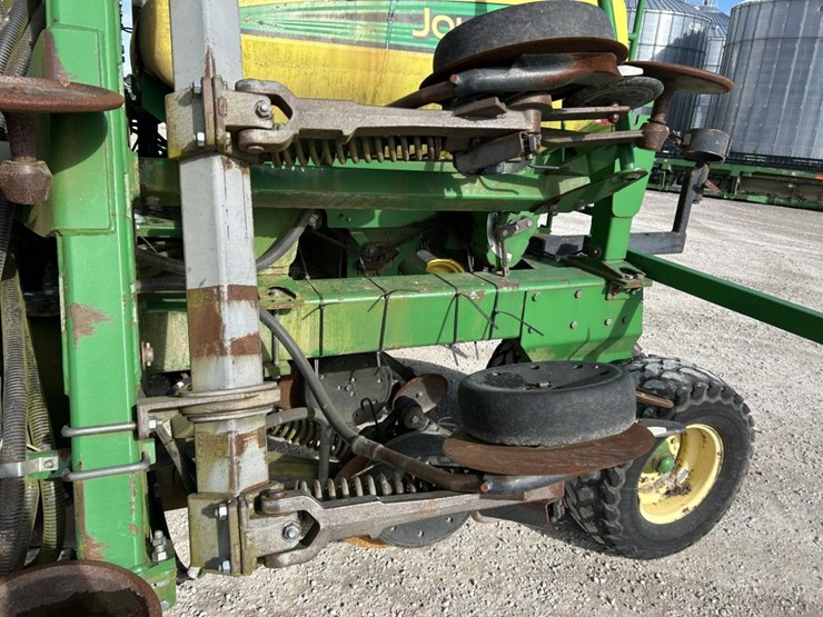 2006-john-deere-1990-image-16