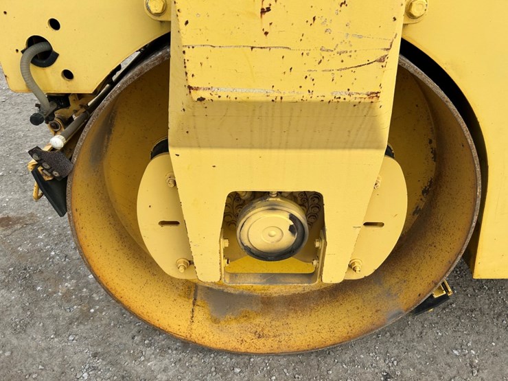 2001-bomag-bw141ad-2-image-34