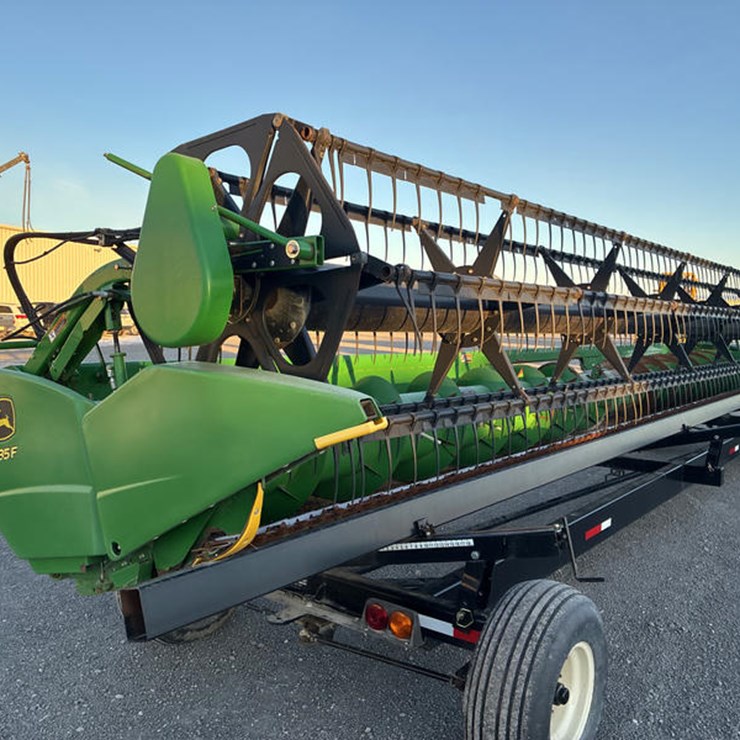 2011 JOHN DEERE 635F