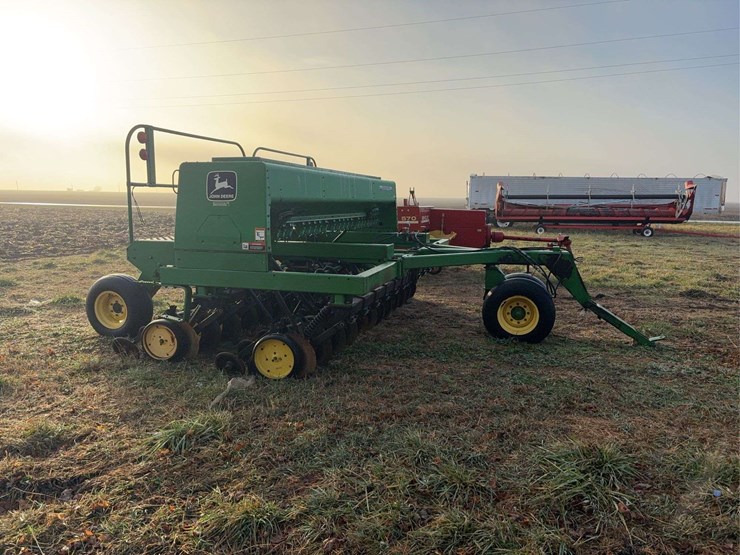 john-deere-750-image-3