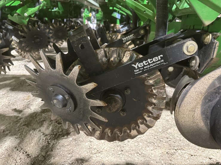 2008-john-deere-1770-image-16