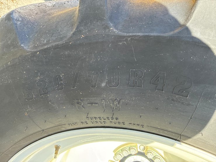 2018-new-holland-cr8.90-image-29