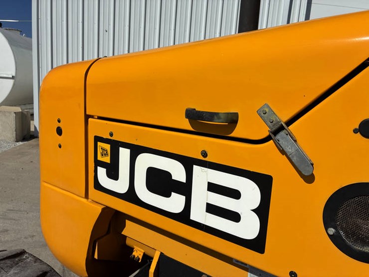 2018-jcb-930-image-27