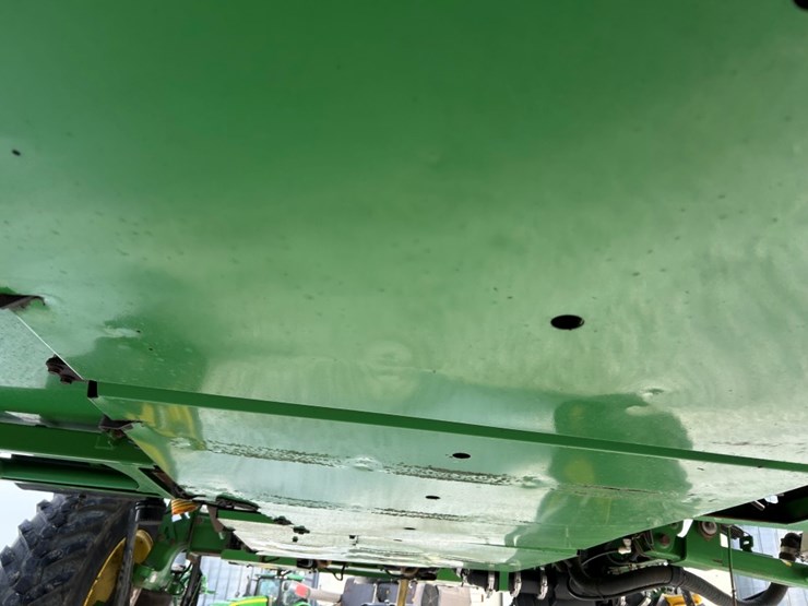 2015-john-deere-r4030-image-66