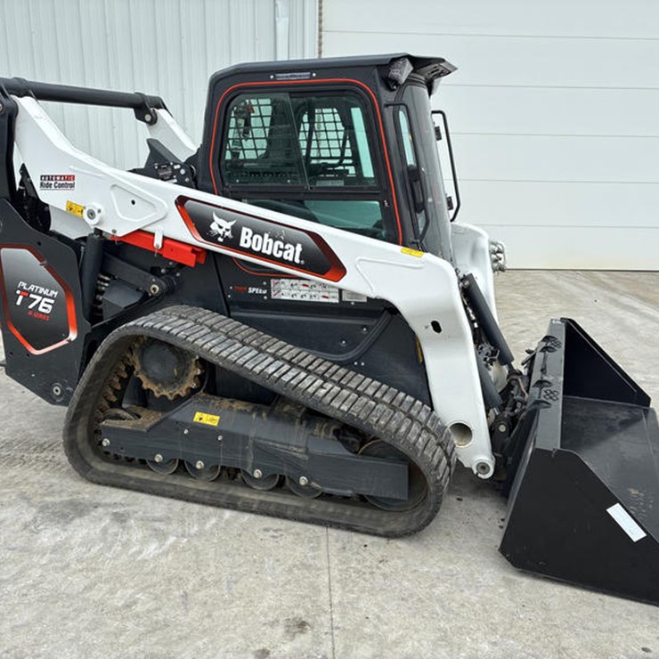 2022 BOBCAT T76