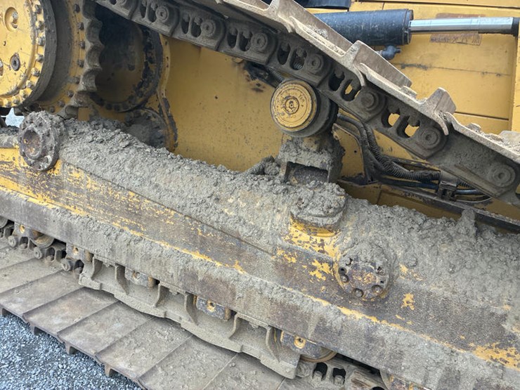 2016-caterpillar-d6n-lgp-image-19