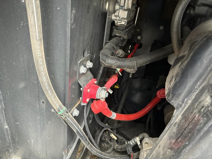 2022-bobcat-t76-image-65