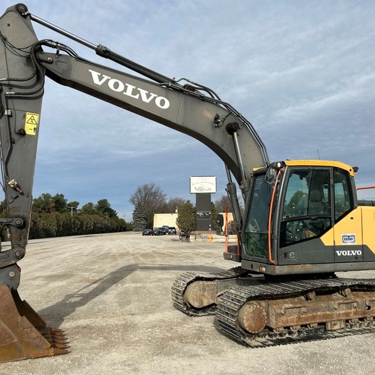 #122558 • 2017 VOLVO EC160EL #VCEC160EC00310212