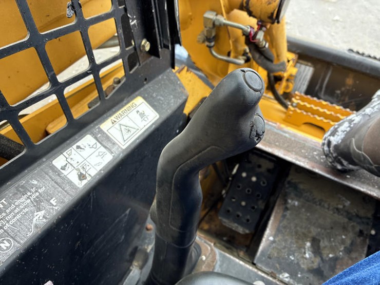 #122574-•-2006-jd-ct322-#t0322ta126871-image-56