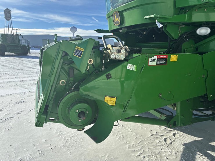 2006-john-deere-9660-sts-image-22
