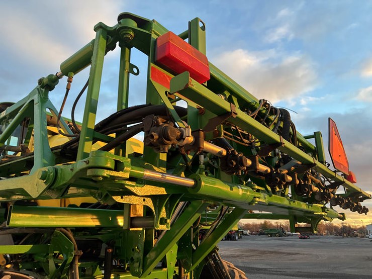 2017-john-deere-r4023-image-38