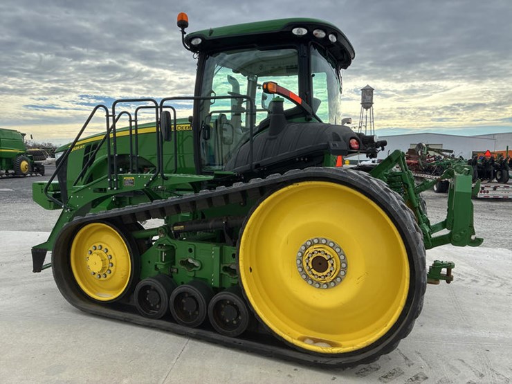 2011-john-deere-8335rt-image-9