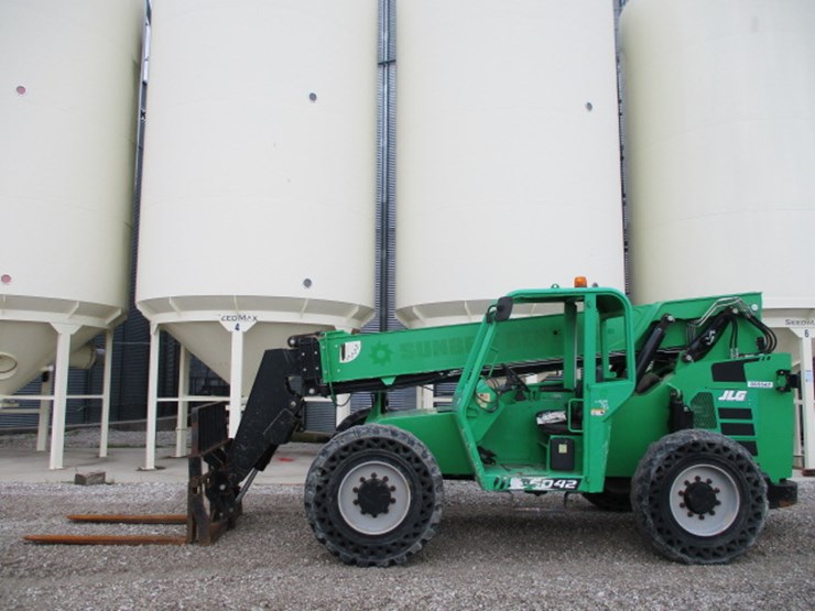 #120787-•-2016-jlg-6042-telehandler-#160076753-image-46