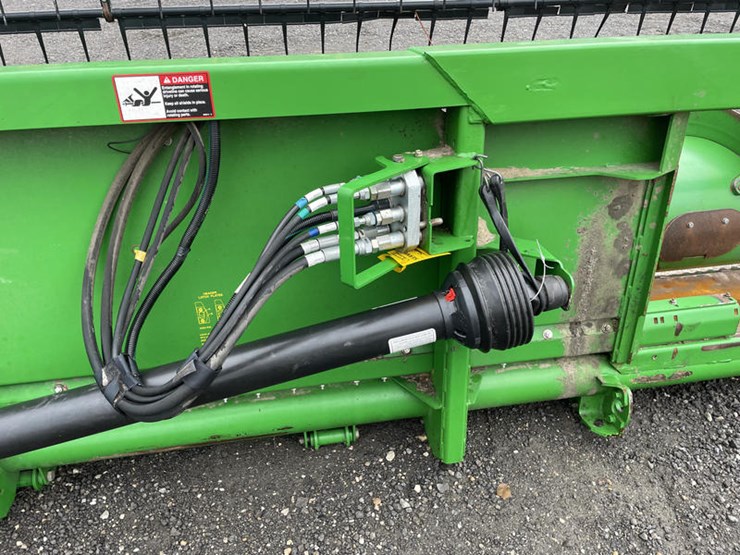 2011-john-deere-635f-image-12