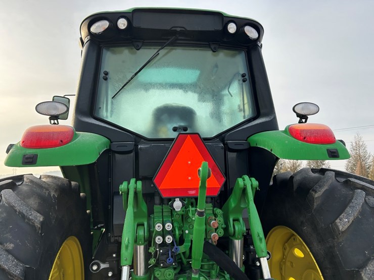 2023-john-deere-6155m-image-9
