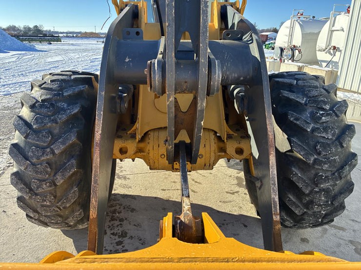 #122570-•-2011-jd-544k-#1dw544kzpb0635211-image-17