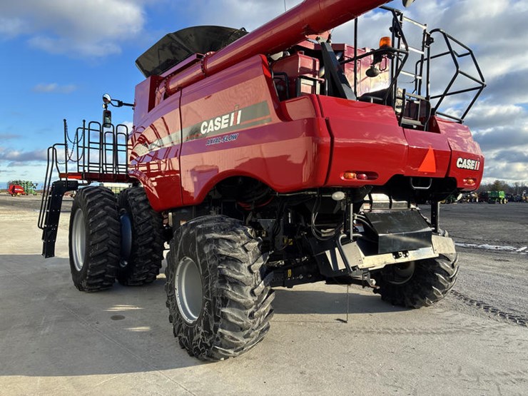 2010-case-ih-7120-image-8