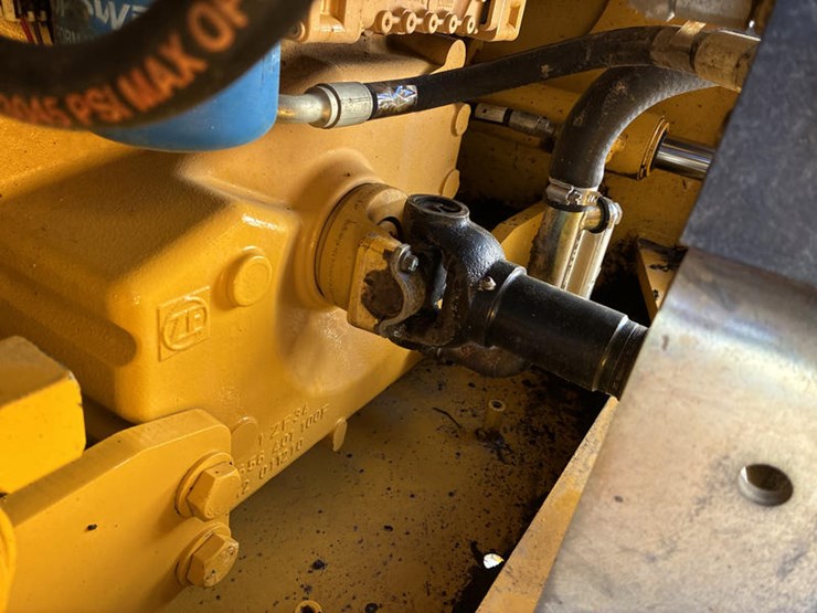 #122570-•-2011-jd-544k-#1dw544kzpb0635211-image-29