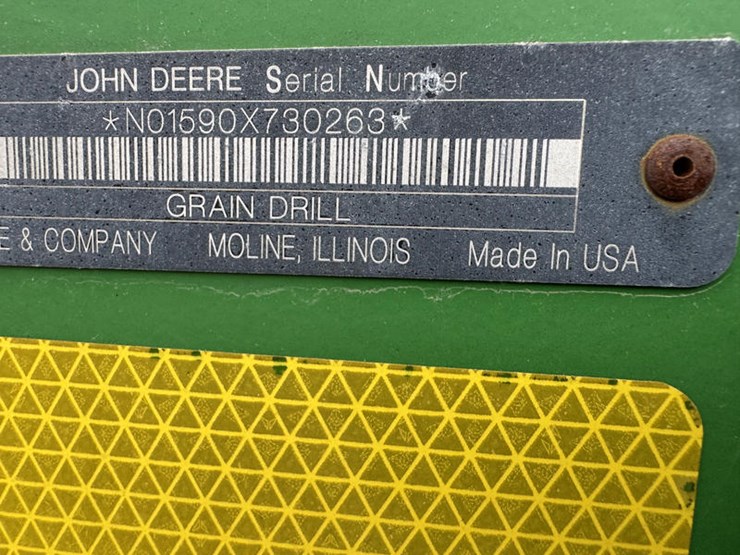 john-deere-1590-image-2