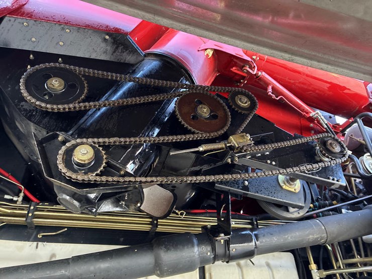 2010-case-ih-7120-image-52