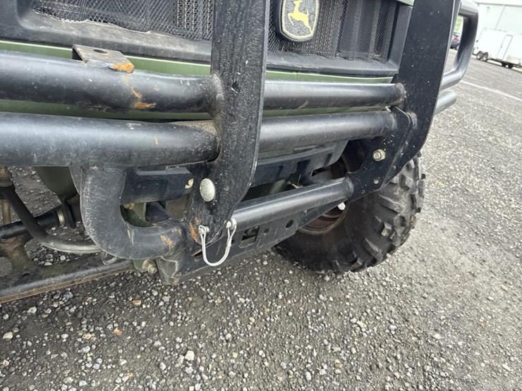 john-deere-gator-image-13