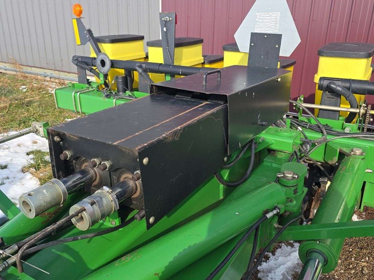 john-deere-1770-image-9