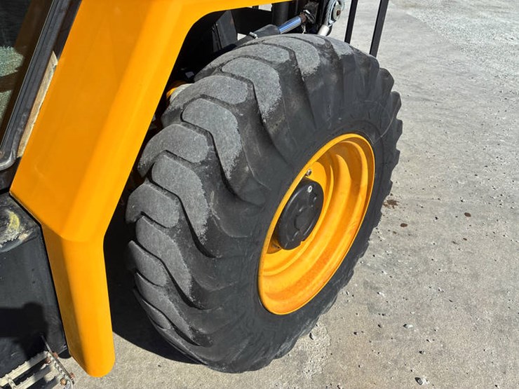 2018-jcb-930-image-44