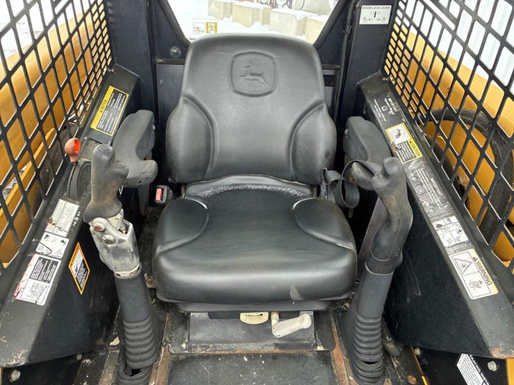 #122574-•-2006-jd-ct322-#t0322ta126871-image-49