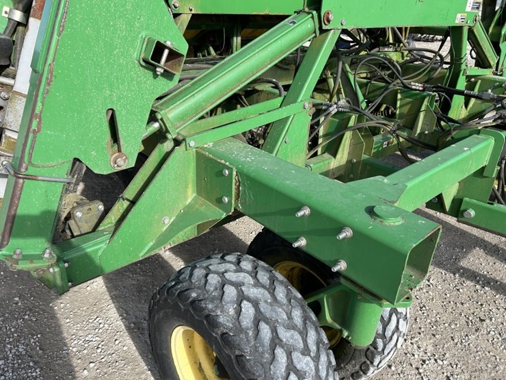 2006-john-deere-1990-image-42