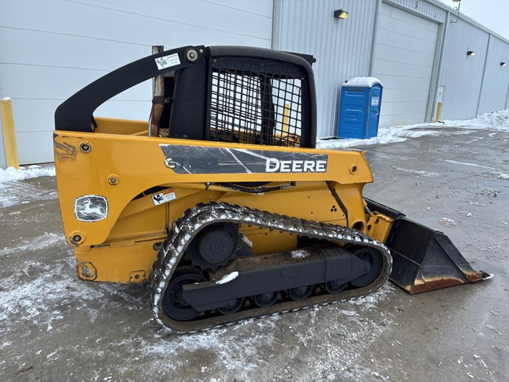 #122574-•-2006-jd-ct322-#t0322ta126871-image-4