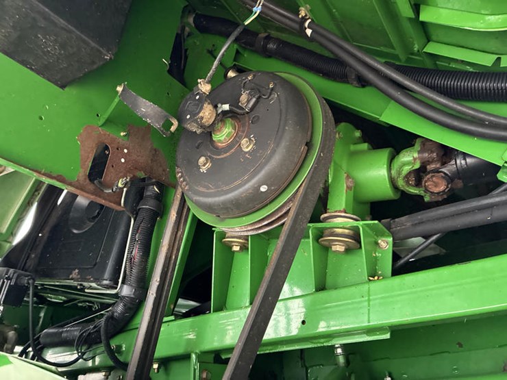 2004-john-deere-9660-sts-image-48