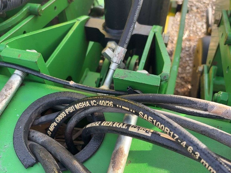 john-deere-1770-image-39