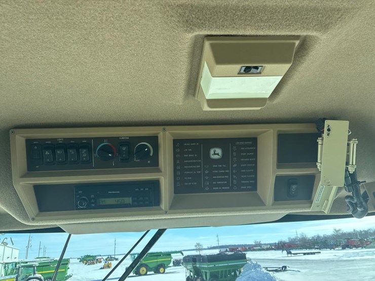 2006-john-deere-9660-sts-image-97