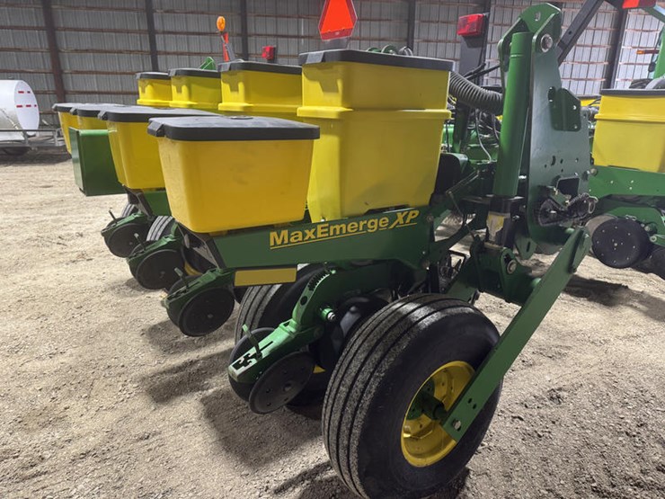 2008-john-deere-1770-image-20