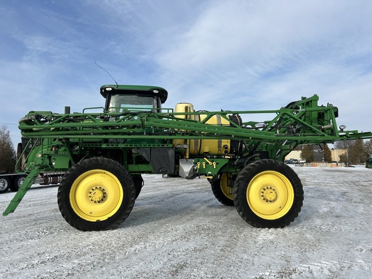 2015-john-deere-r4030-image-2
