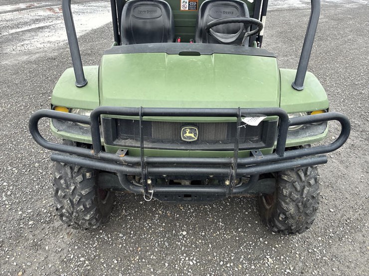 john-deere-gator-image-11