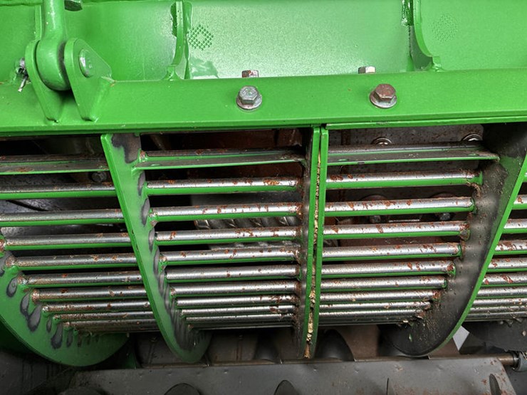 2013-john-deere-s690-image-46
