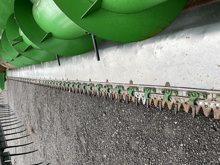 2011-john-deere-635f-image-8