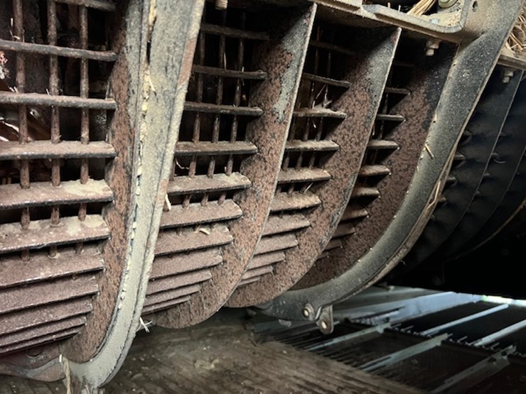 2007-case-ih-7010-image-47