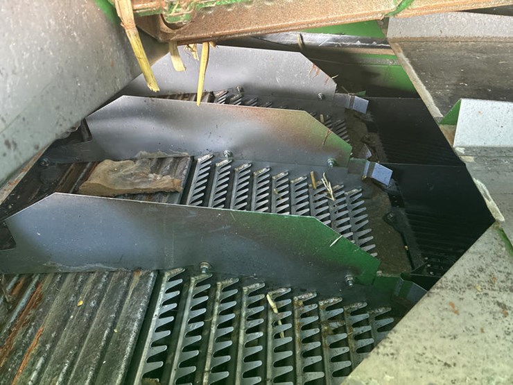 2006-john-deere-9660-sts-image-87