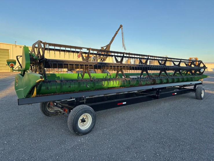 2011-john-deere-635f-image-11