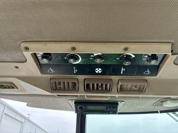 1983-john-deere-4850-image-61