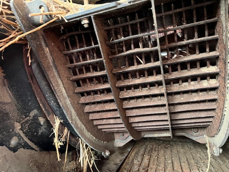 2007-case-ih-7010-image-45