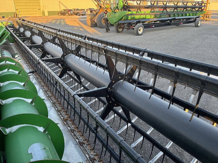 2009-john-deere-635f-image-12