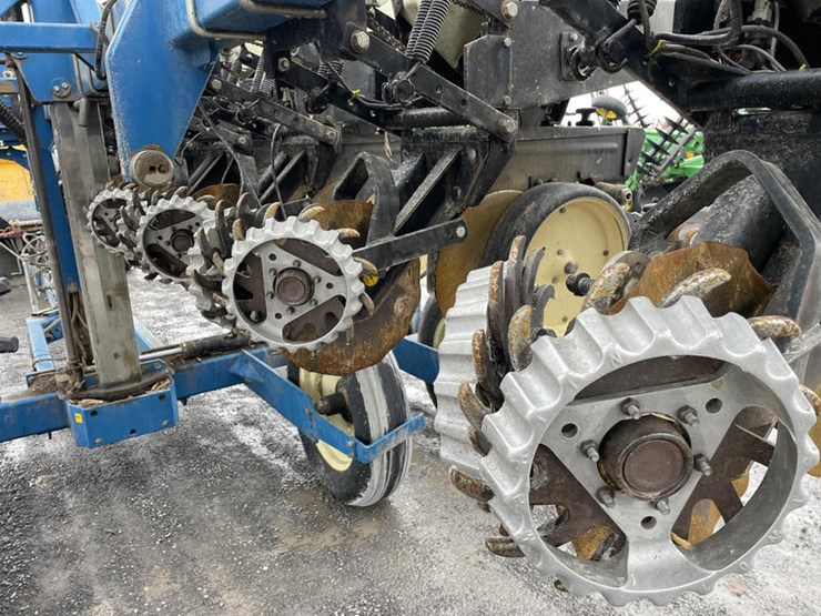 1999-kinze-2500-image-16