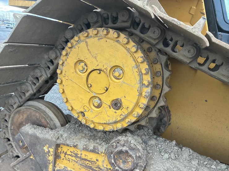 2016-caterpillar-d6n-lgp-image-20