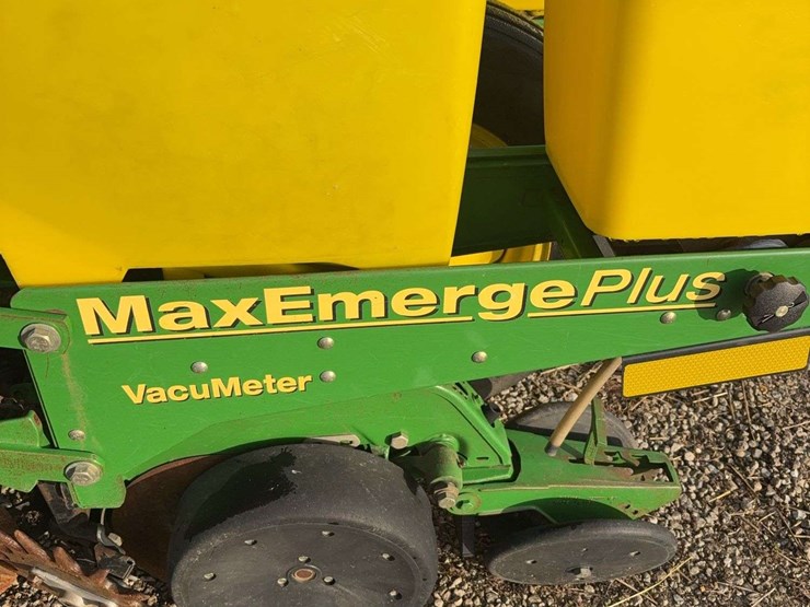 john-deere-1770-image-36