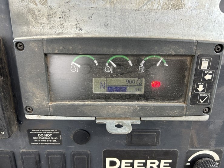 2021-deere-310sl-hl-image-43