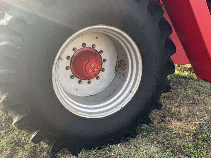 massey-ferguson-8570-image-5